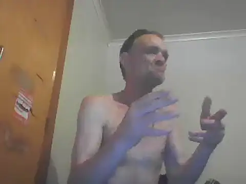Snapshot of TooFknHorny1 chatting on January 9, 5:34 am TooFknHorny1 online show from January 9, 5:34 am