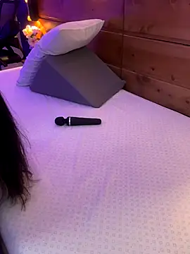 mahia queen online show from November 24, 1:22 pm