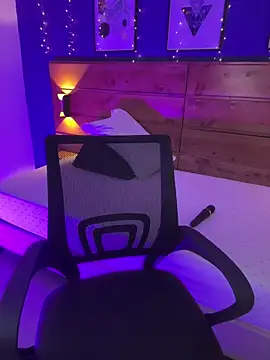 mahia queen online show from February 25, 11:10 am