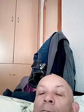 Snapshot of bigcock_marusz chatting on May 18, 6:29 am bigcock marusz online show from May 18, 6:29 am