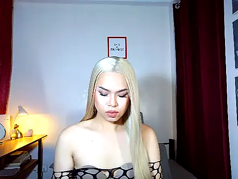 MistressLuna1 online show from April 30, 6:59 pm