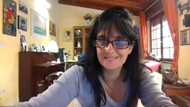 Snapshot of ClaudyGeryn chatting on February 19, 2:25 pm ClaudyGeryn online show from February 19, 2:25 pm