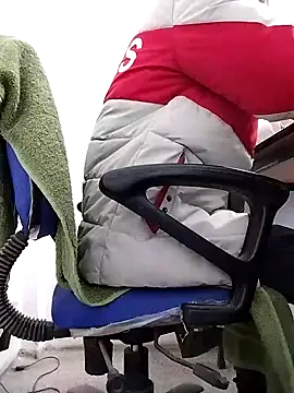 Snapshot of Theplesure007 chatting on March 3, 7:57 am Theplesure007 online show from March 3, 7:57 am