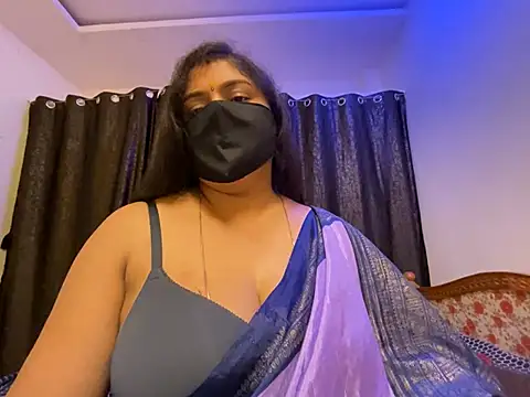 Snapshot of Love_4Sex chatting on February 21, 5:13 am Love 4Sex online show from February 21, 5:13 am