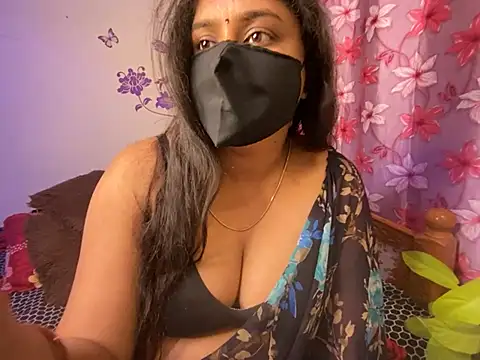 Snapshot of Love_4Sex chatting on March 8, 8:44 am Love 4Sex online show from March 8, 8:44 am