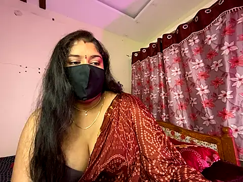 Snapshot of Love_4Sex chatting on September 11, 6:13 am Love 4Sex online show from September 11, 6:13 am