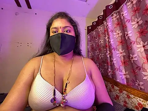 Love 4Sex online show from February 6, 5:47 am