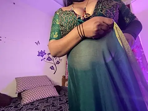 Love 4Sex online show from April 14, 5:45 am