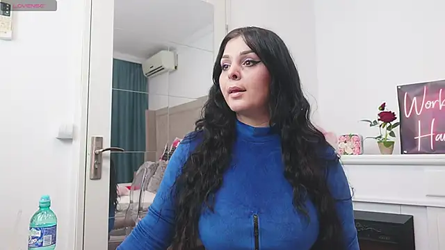 LexyRene online show from February 5, 6:20 am