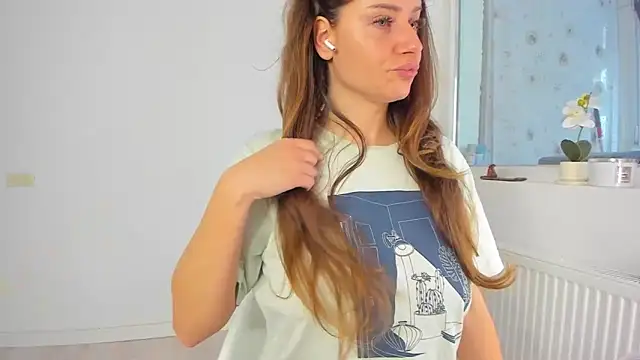 DiamondKay online show from February 24, 6:25 am