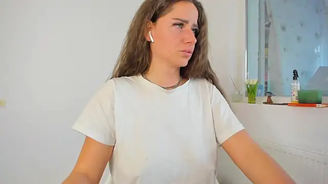 DiamondKay online show from April 6, 6:03 am