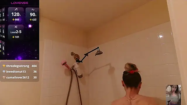 Blondiewithanass online show from October 27, 1:28 am