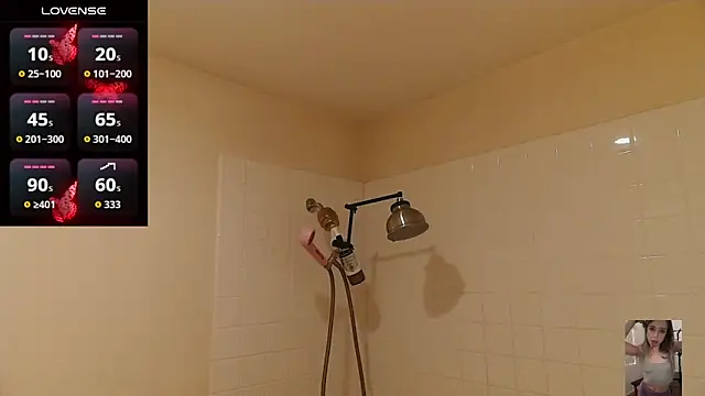 Blondiewithanass online show from February 14, 3:51 am