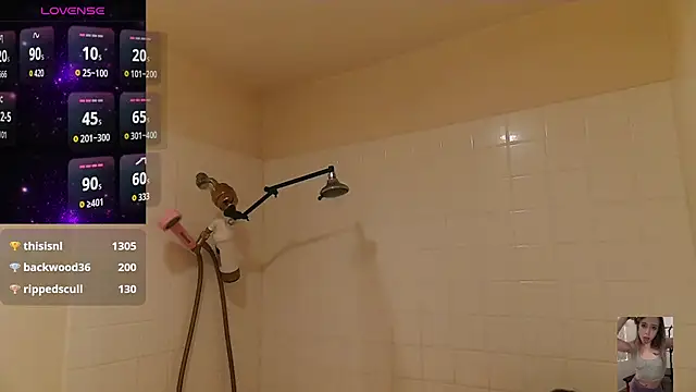 Blondiewithanass online show from November 28, 12:55 am