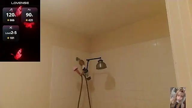 Blondiewithanass online show from April 3, 3:35 am