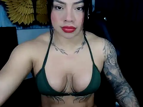 beautifulunna  online show from December 22, 4:01 am