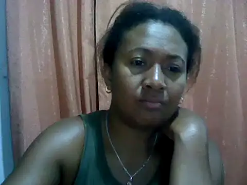 Snapshot of sexyladii chatting on March 5, 4:46 pm sexyladii online show from March 5, 4:46 pm