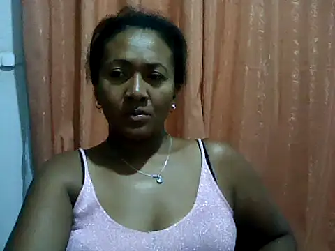 Snapshot of sexyladii chatting on March 18, 4:50 pm sexyladii online show from March 18, 4:50 pm