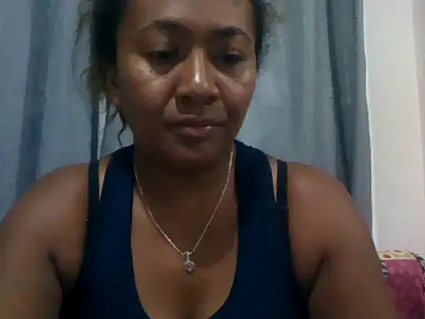 Snapshot of sexyladii chatting on May 12, 4:35 pm sexyladii online show from May 12, 4:35 pm