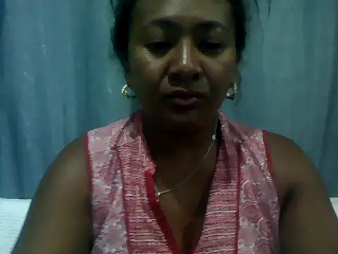 Snapshot of sexyladii chatting on May 2, 4:45 pm sexyladii online show from May 2, 4:45 pm