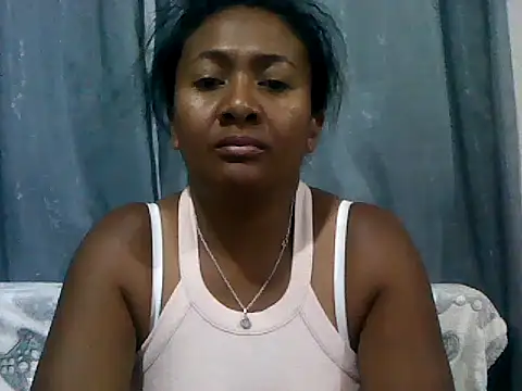 Snapshot of sexyladii chatting on October 13, 4:30 pm sexyladii online show from October 13, 4:30 pm