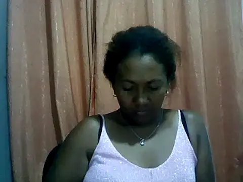 Snapshot of sexyladii chatting on February 7, 5:07 pm sexyladii online show from February 7, 5:07 pm