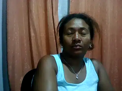 Snapshot of sexyladii chatting on February 17, 7:44 pm sexyladii online show from February 17, 7:44 pm