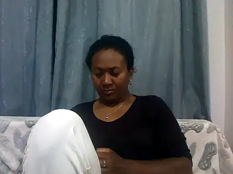 Snapshot of sexyladii chatting on October 5, 5:03 pm sexyladii online show from October 5, 5:03 pm