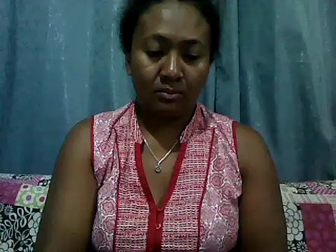 Snapshot of sexyladii chatting on May 14, 4:48 pm sexyladii online show from May 14, 4:48 pm
