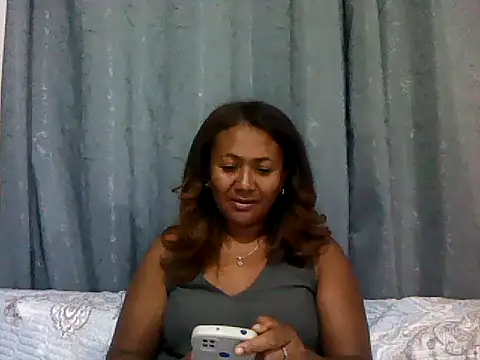 sexyladii online show from February 13, 5:24 pm