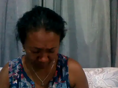 sexyladii online show from November 29, 5:35 pm