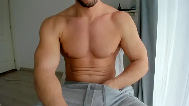 woolfiie online show from February 7, 10:12 am