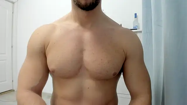 woolfiie online show from February 8, 9:45 pm