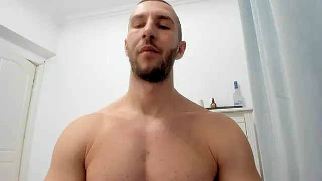 woolfiie online show from February 9, 11:14 pm