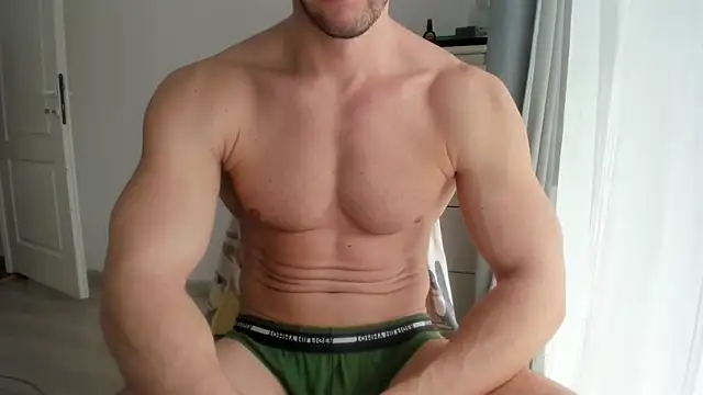 woolfiie online show from March 24, 9:09 am