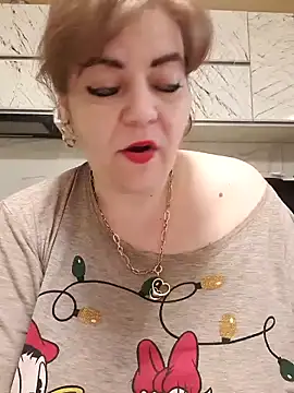 Snapshot of cindybbwsquirt chatting on March 21, 9:12 am cindybbwsquirt online show from March 21, 9:12 am