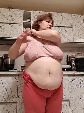 Snapshot of cindybbwsquirt chatting on October 19, 5:10 am cindybbwsquirt online show from October 19, 5:10 am