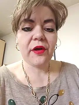 Snapshot of cindybbwsquirt chatting on March 19, 4:57 am cindybbwsquirt online show from March 19, 4:57 am