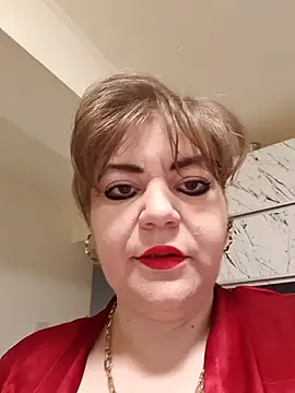 Snapshot of cindybbwsquirt chatting on March 9, 6:06 am cindybbwsquirt online show from March 9, 6:06 am