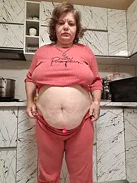 cindybbwsquirt online show from November 1, 4:41 am