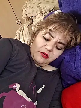 Snapshot of cindybbwsquirt chatting on February 27, 11:06 am cindybbwsquirt online show from February 27, 11:06 am