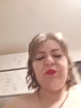 Snapshot of cindybbwsquirt chatting on September 19, 4:16 am cindybbwsquirt online show from September 19, 4:16 am