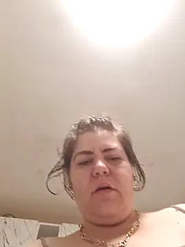 Snapshot of cindybbwsquirt chatting on September 18, 5:10 am cindybbwsquirt online show from September 18, 5:10 am