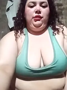 Snapshot of artemisabbw chatting on December 21, 7:10 am artemisabbw online show from December 21, 7:10 am