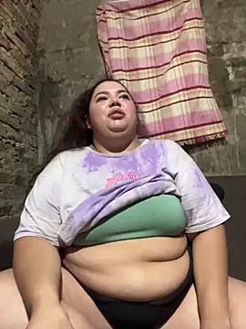 Snapshot of artemisabbw chatting on February 14, 3:51 am artemisabbw online show from February 14, 3:51 am