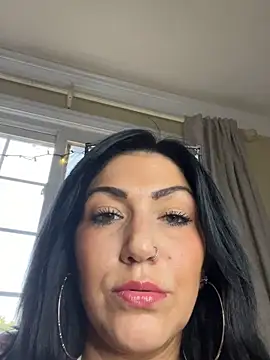 Snapshot of LittleMissEeve chatting on May 30, 1:01 am LittleMissEeve online show from May 30, 1:01 am