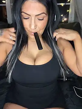 LittleMissEeve online show from March 25, 1:39 am