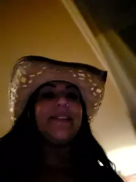 Snapshot of LittleMissEeve chatting on June 16, 3:28 am LittleMissEeve online show from June 16, 3:28 am
