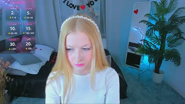 Laly Peach online show from February 16, 4:32 pm