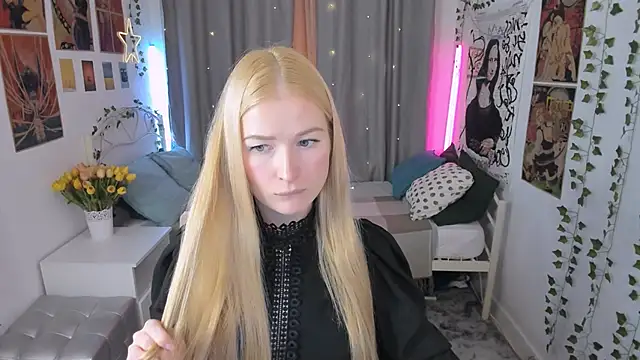 Laly Peach online show from November 9, 11:36 am